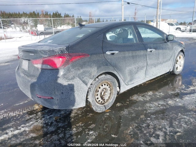12527068 :رقم المزاد ، 5NPDH4AE2FH601952 vin ، 2015 Hyundai Elantra Gl مزاد بيع