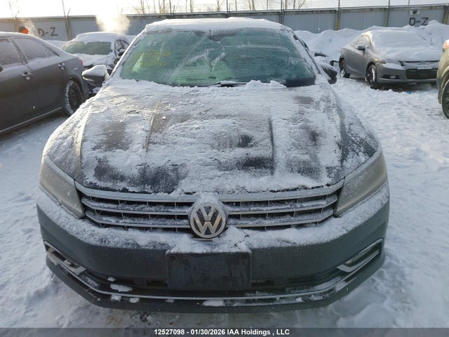 Volkswagen Passat Sel Premium 2017 1VWCM7A33HC006093 Image 12