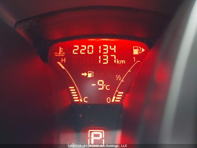 12527113 :رقم المزاد ، JN8AF5MV3DT208064 vin ، 2013 Nissan Juke مزاد بيع