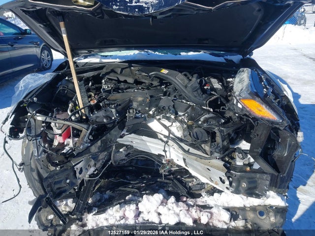 4T1C11AK5NU640328 Toyota CAMRY LE