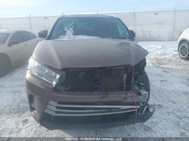 5TDDZRFH1KS980122 Toyota Highlander Limited