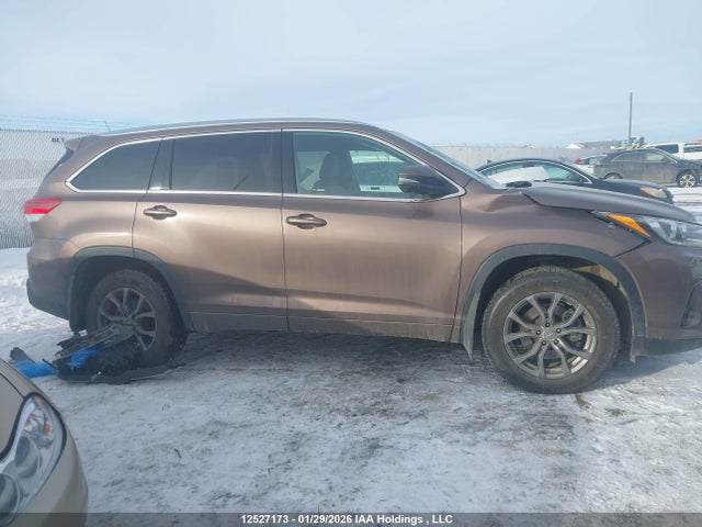 5TDDZRFH1KS980122 Toyota Highlander Limited