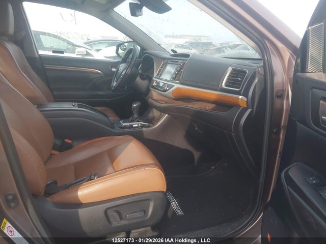 5TDDZRFH1KS980122 Toyota Highlander Limited
