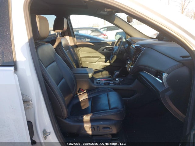1GNEVHKW3PJ213723 Chevrolet Traverse Lt