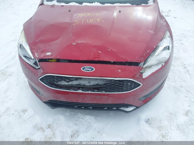 1FADP3K28HL301175 Ford FOCUS SE