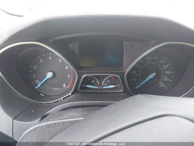 1FADP3K28HL301175 Ford FOCUS SE