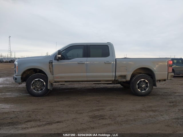 12527250 :رقم المزاد ، 1FT8W3BM6SED91597 vin ، 2025 Ford F-350 Platinum مزاد بيع