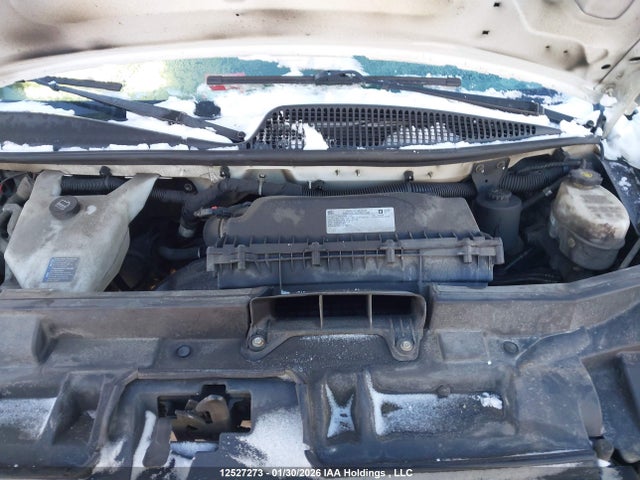 GMC Savana 2500 Work Van 2019 1GTW7AFP1K1279178 Image 10