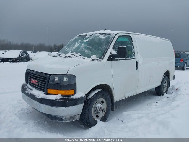 GMC Savana 2500 Work Van 2019 1GTW7AFP1K1279178 Image 2