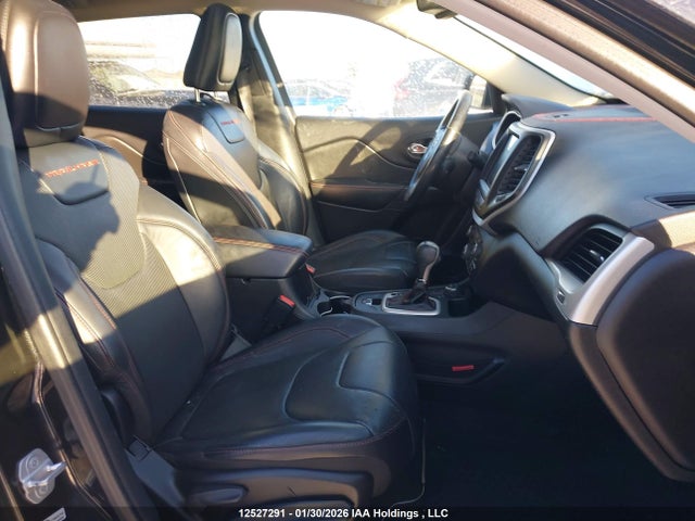 12527291 :رقم المزاد ، 1C4PJMBS8GW113509 vin ، 2016 Jeep Cherokee Trailhawk مزاد بيع