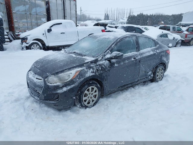 12527303 :رقم المزاد ، KMHCT4AE3DU501206 vin ، 2013 Hyundai Accent Gl مزاد بيع