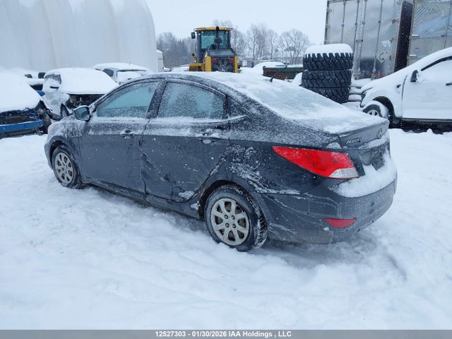 12527303 :رقم المزاد ، KMHCT4AE3DU501206 vin ، 2013 Hyundai Accent Gl مزاد بيع