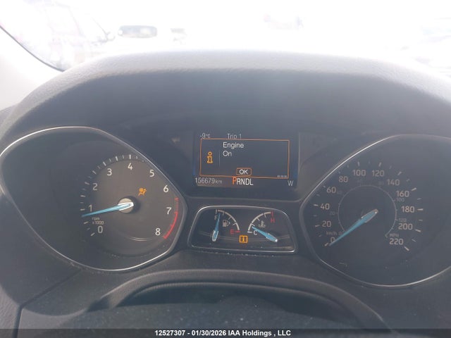 1FADP3K29JL247830 Ford FOCUS SE