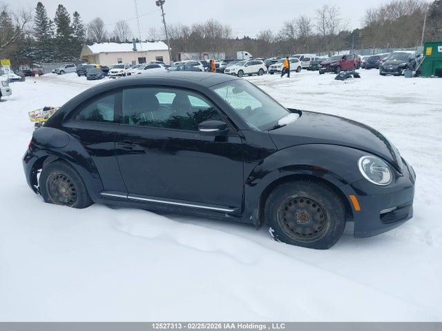 12527313 :رقم المزاد ، 3VWJL7AT4DM623540 vin ، 2013 Volkswagen Beetle مزاد بيع