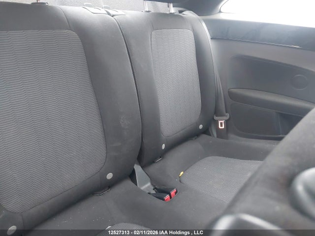 12527313 :رقم المزاد ، 3VWJL7AT4DM623540 vin ، 2013 Volkswagen Beetle مزاد بيع