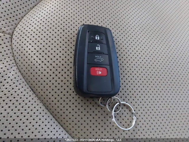 5TDFZRBH6NS161397 Toyota Highlander Platinum