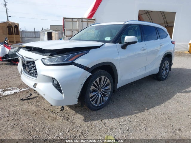 5TDFZRBH6NS161397 Toyota Highlander Platinum