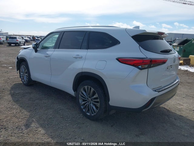 5TDFZRBH6NS161397 Toyota Highlander Platinum