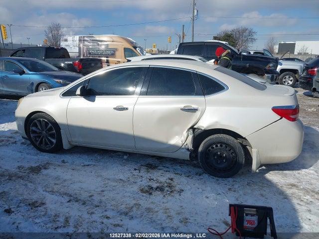 1G4PT5SV8E4234913 Buick Verano Premium