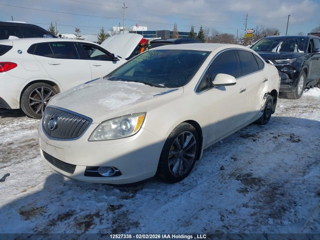 1G4PT5SV8E4234913 Buick Verano Premium