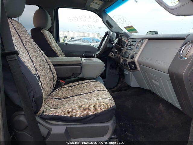1FT8W3B61FEB46942 Ford F-350 Xlt