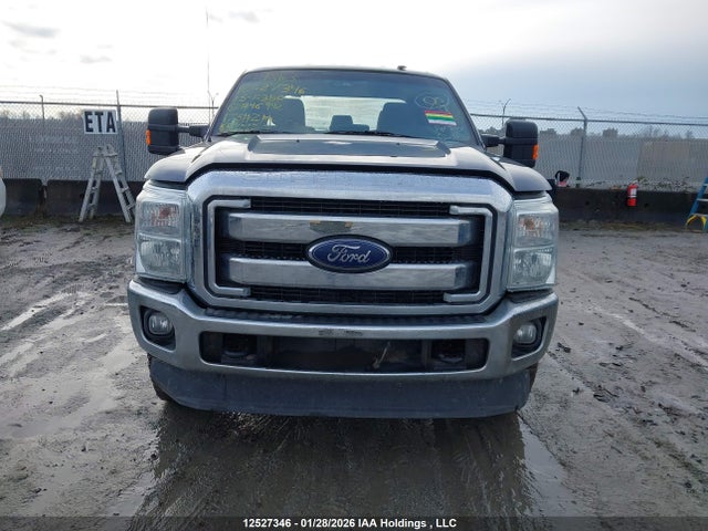 1FT8W3B61FEB46942 Ford F-350 Xlt
