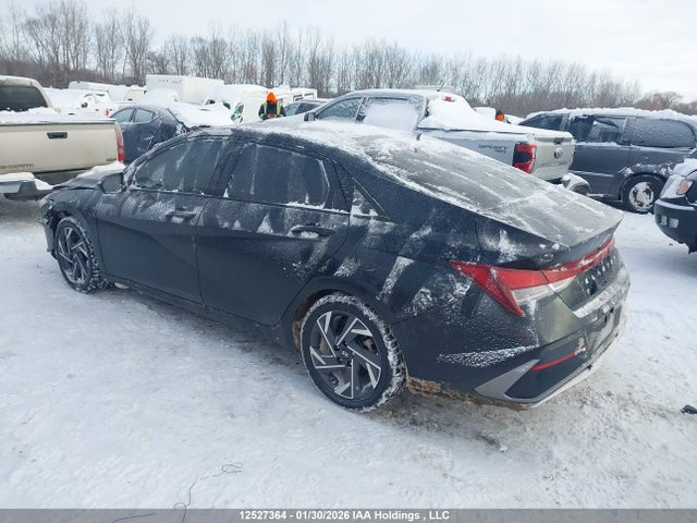 KMHLM4DGXRU758199 Hyundai Elantra