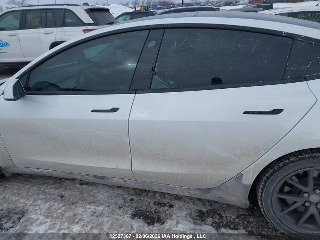 5YJ3E1EA9MF013522 Tesla MODEL 3
