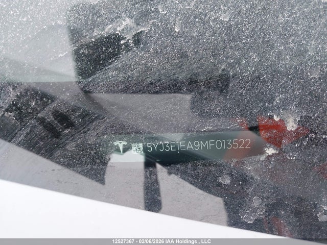 5YJ3E1EA9MF013522 Tesla MODEL 3