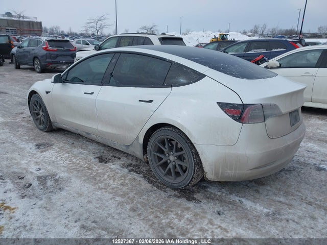 5YJ3E1EA9MF013522 Tesla MODEL 3