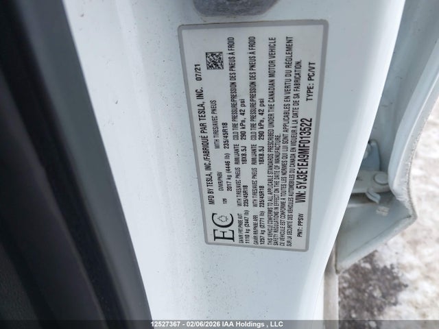 5YJ3E1EA9MF013522 Tesla MODEL 3