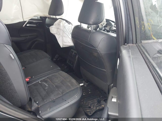 JA4J4VA84RZ632934 Mitsubishi Outlander Se/black Edition/ralliart