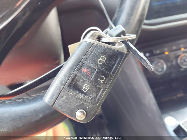 3VV2B7AX0JM127225 Volkswagen Tiguan