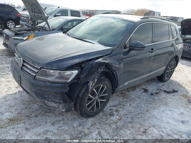 3VV2B7AX0JM127225 Volkswagen Tiguan
