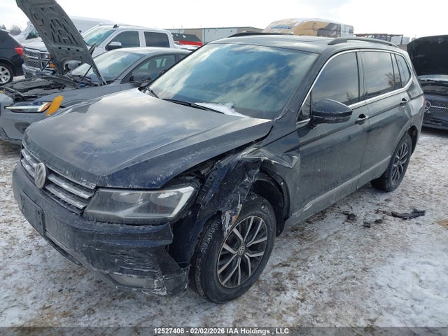 3VV2B7AX0JM127225 Volkswagen Tiguan