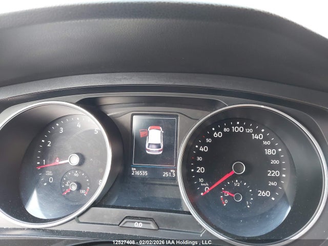 3VV2B7AX0JM127225 Volkswagen Tiguan