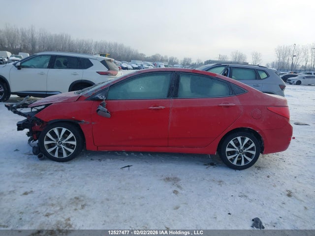 KMHCT4AE8HU322990 Hyundai ACCENT SE