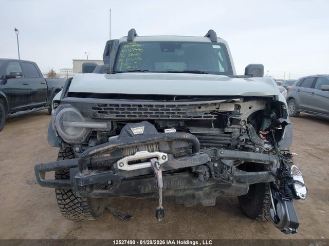 12527490 :رقم المزاد ، 1FMEE5DH3NLB72593 vin ، 2022 Ford Bronco Everglades مزاد بيع