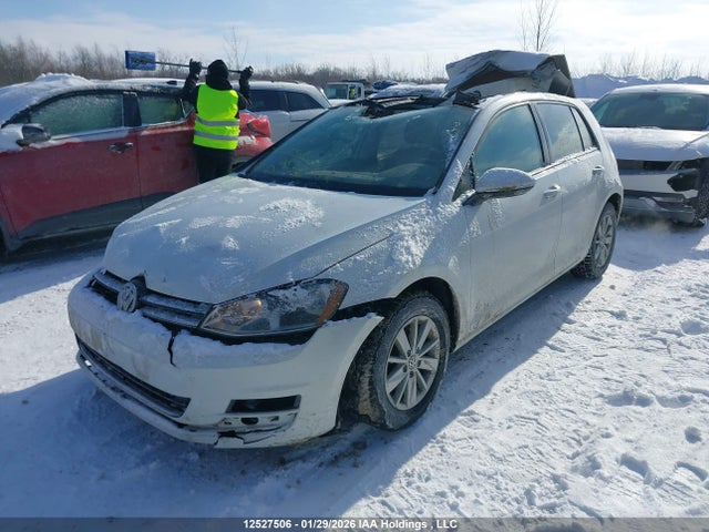 3VW217AU8GM045563 Volkswagen Golf