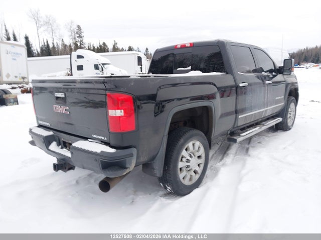1GT12UEY8HF142223 GMC Sierra K2500 Denali