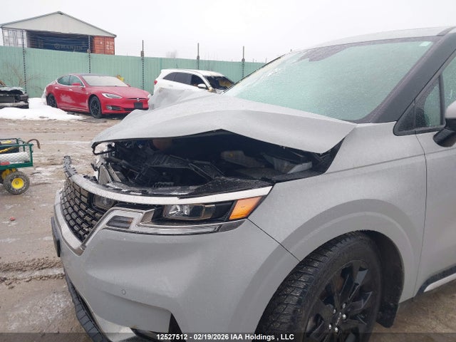 KNDNE5H3XR6387606 KIA Carnival Sx