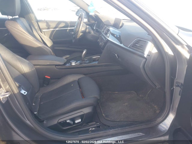 WBA8D9C56JA013587 BMW 330i Xdrive