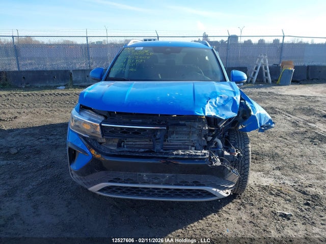 Volkswagen TAOS SE 2024 3VVUX7B20RM090363 Image 13