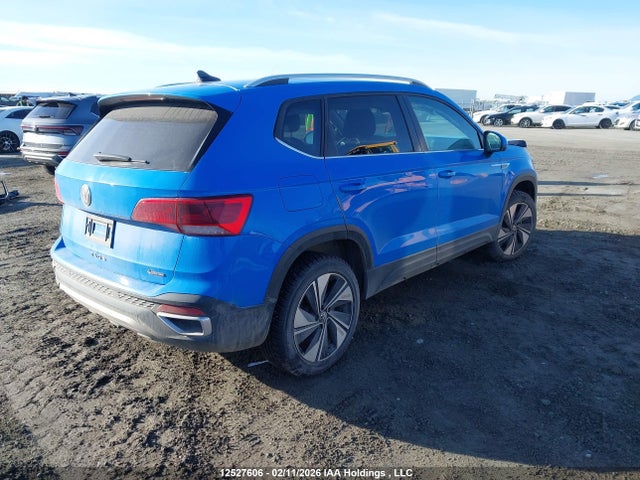 Volkswagen TAOS SE 2024 3VVUX7B20RM090363 Image 4