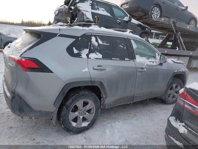 2022 Toyota Rav4 Hybrid მანქანა იყიდება აუქციონზე, vin: 2T3BWRFVXNW144141, აუქციონის ნომერი: 12527623