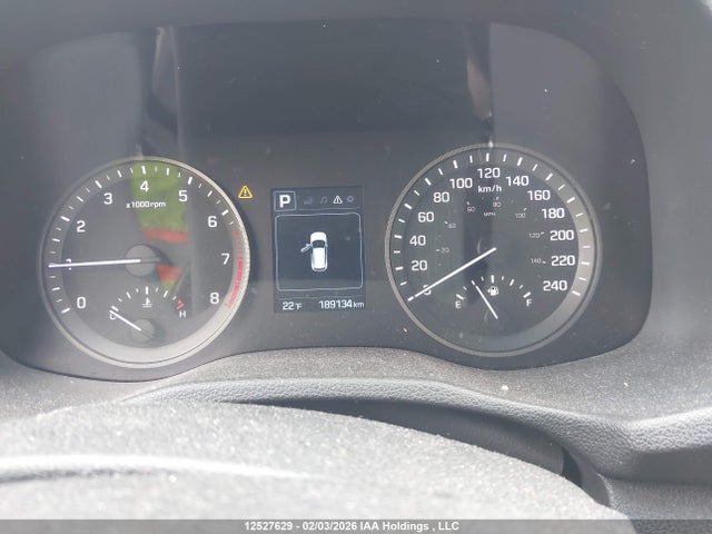 KM8J3CA40GU183560 Hyundai Tucson Premium