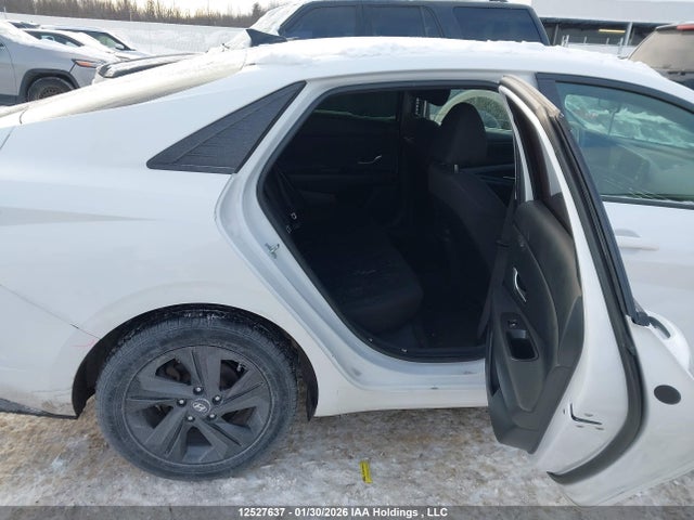 KMHLM4AG0MU082603 Hyundai Elantra Preferred Ivt