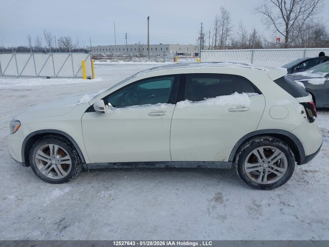 WDCTG4GB2HJ312568 Mercedes-Benz Gla 250 4matic