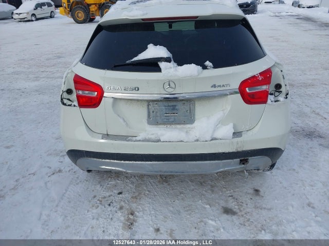 WDCTG4GB2HJ312568 Mercedes-Benz Gla 250 4matic