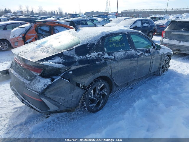 KMHLM4DG3SU921619 Hyundai Elantra Preferred With Tech Package